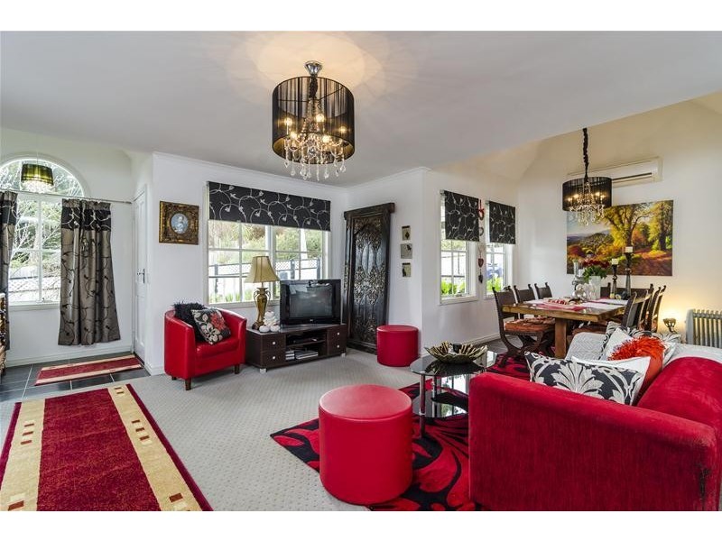 4 & 4a Grant Street, Daylesford VIC 3460