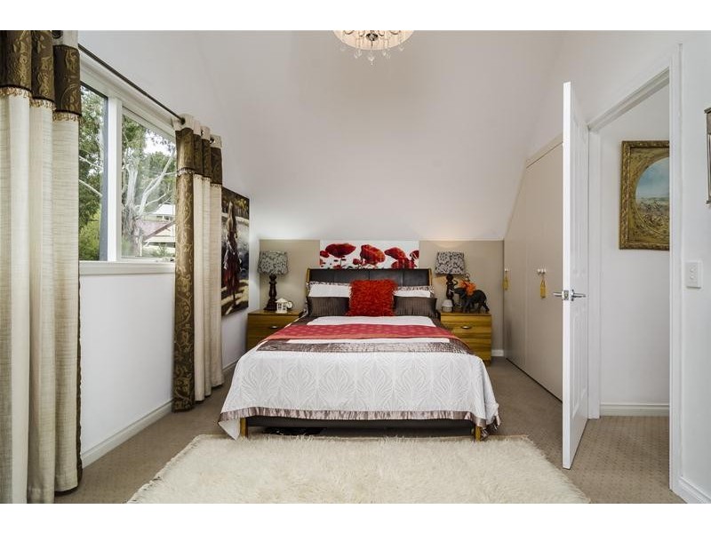 4 & 4a Grant Street, Daylesford VIC 3460