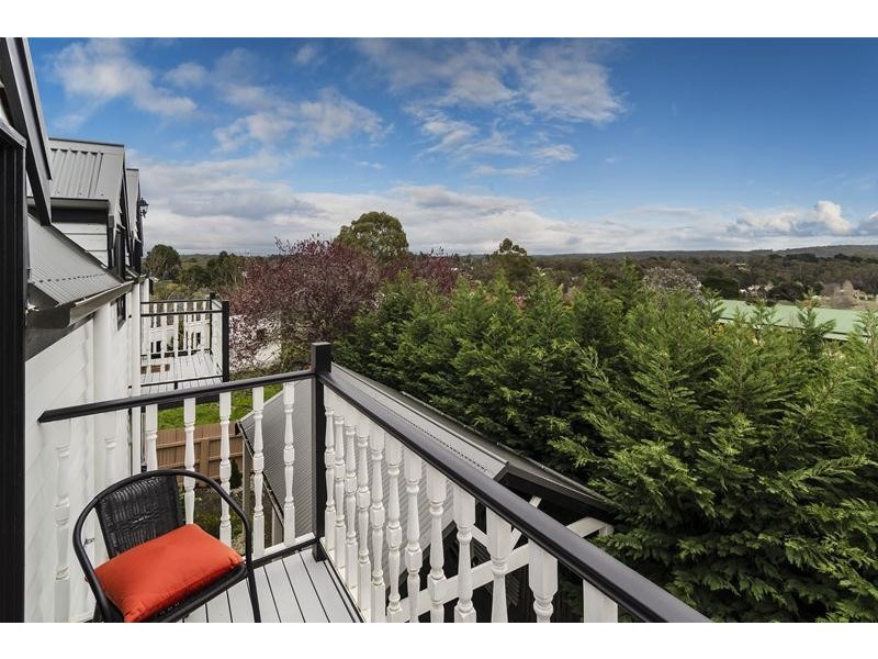 4 & 4a Grant Street, Daylesford VIC 3460