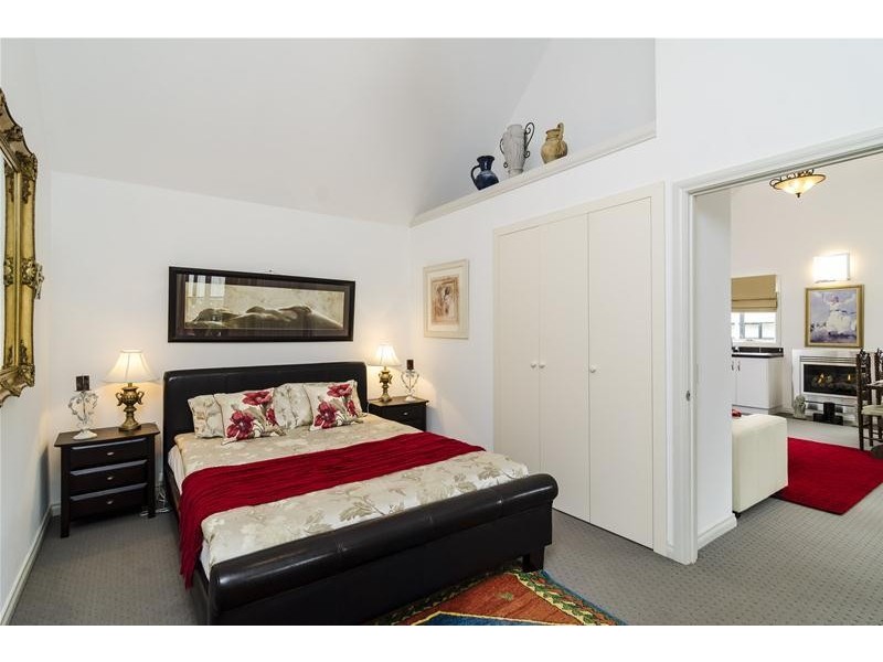 4 & 4a Grant Street, Daylesford VIC 3460