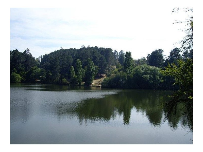 4 & 4a Grant Street, Daylesford VIC 3460