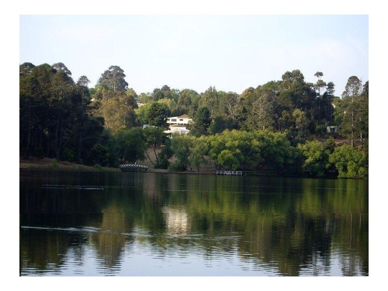 4 & 4a Grant Street, Daylesford VIC 3460