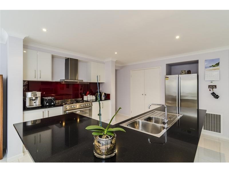 19 Field Street, Wyndham Vale VIC 3024