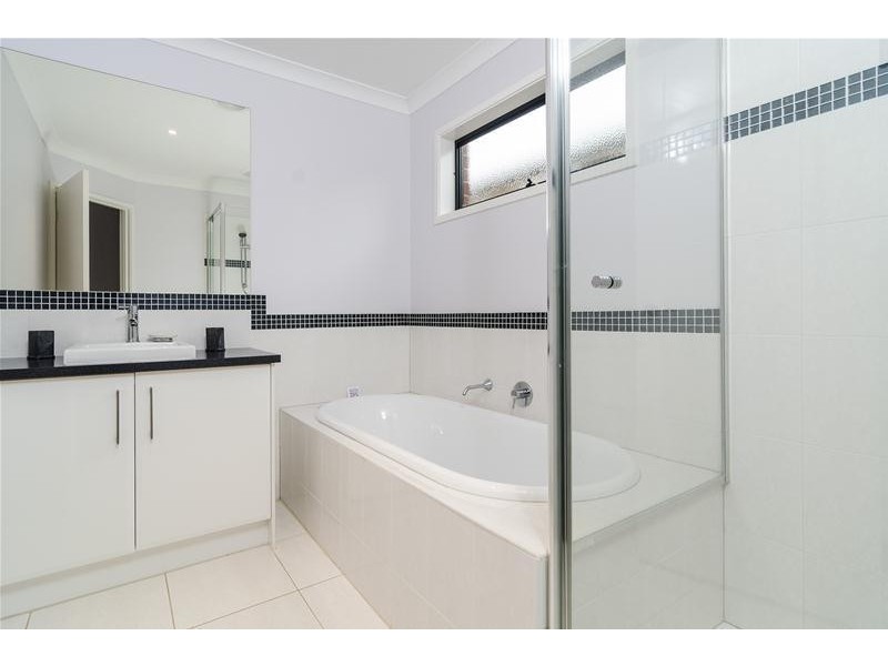 19 Field Street, Wyndham Vale VIC 3024