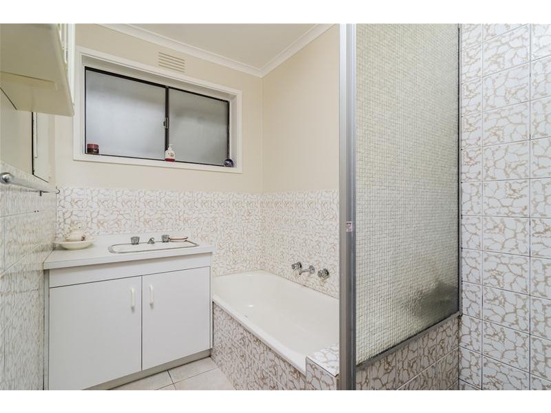 1/14 Minogue Crescent, Hoppers Crossing VIC 3029