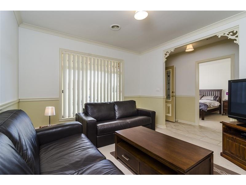 2/153 Kingston Boulevard, Hoppers Crossing VIC 3029