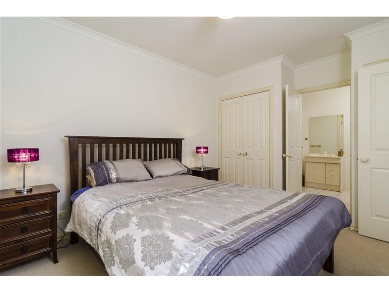 2/153 Kingston Boulevard, Hoppers Crossing VIC 3029