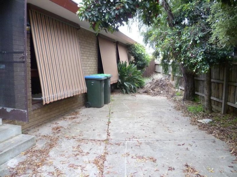 210 HEATHS ROAD, Hoppers Crossing VIC 3029