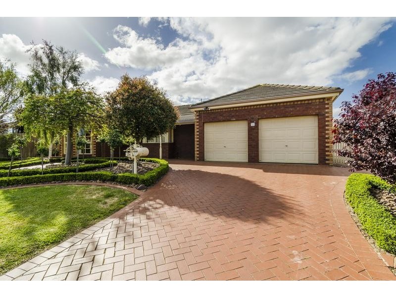 24 Hopetoun Road, Werribee VIC 3030