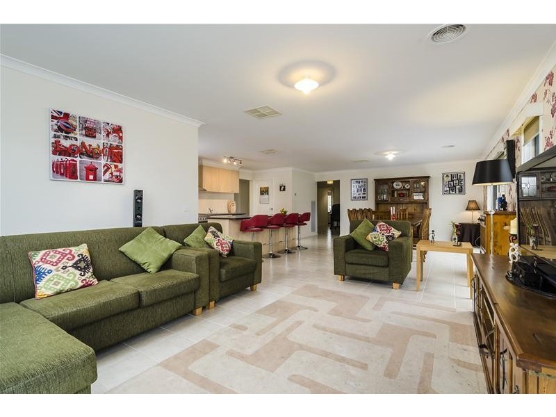 16 Langley Avenue, Wyndham Vale VIC 3024