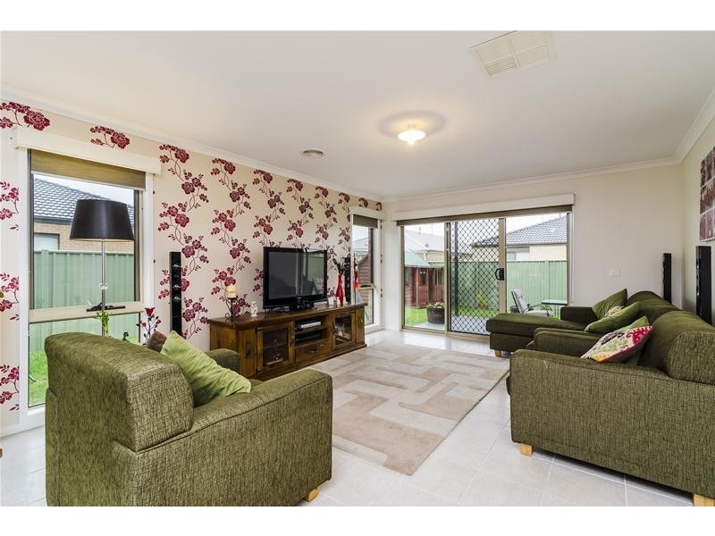 16 Langley Avenue, Wyndham Vale VIC 3024