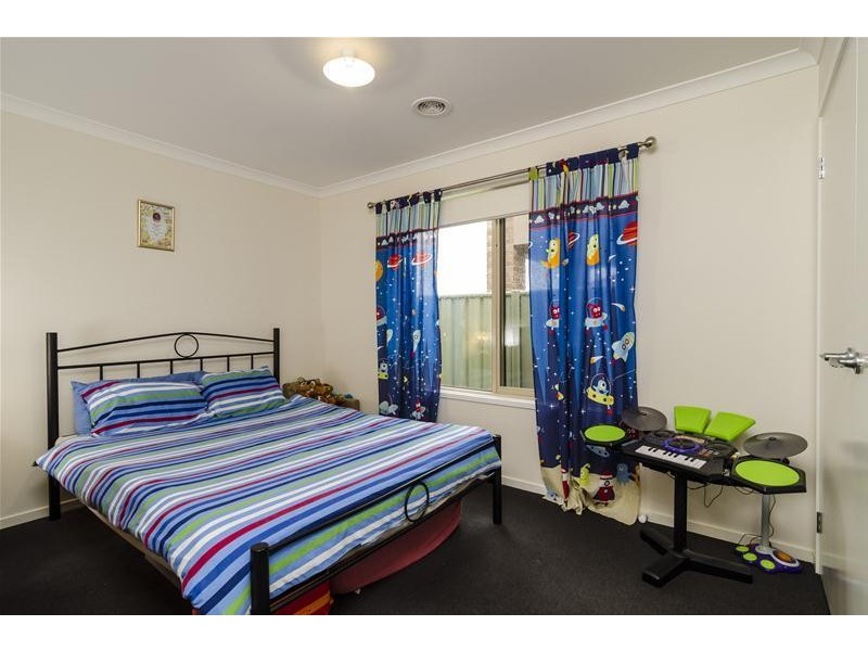 16 Langley Avenue, Wyndham Vale VIC 3024