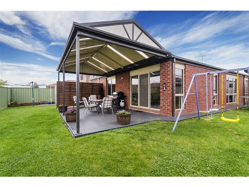 16 Langley Avenue, Wyndham Vale VIC 3024