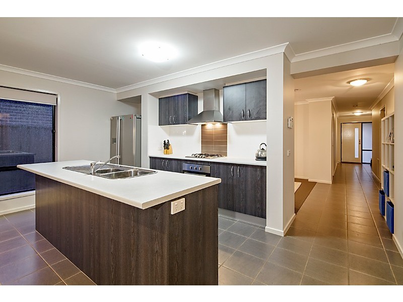24 Holloway Street, Wyndham Vale VIC 3024