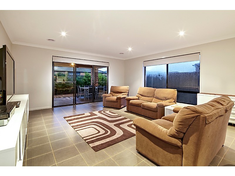 24 Holloway Street, Wyndham Vale VIC 3024