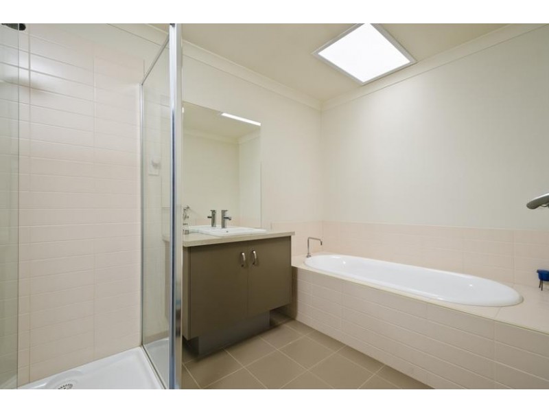 24 Prominence Boulevard, Tarneit VIC 3029