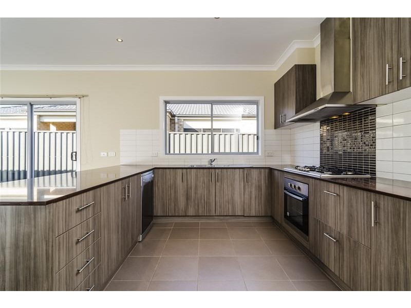 54 Weavers Street, Wyndham Vale VIC 3024