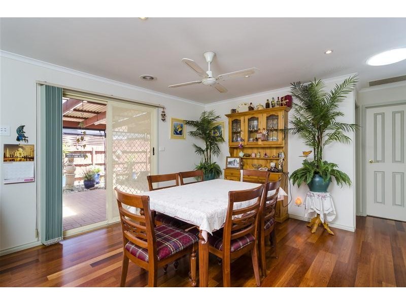 8 Denholme Court, Werribee VIC 3030