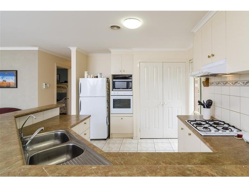 12 Kinloch Court, Wyndham Vale VIC 3024