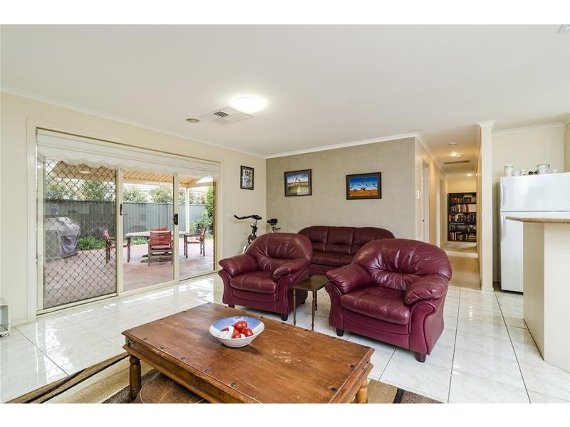 12 Kinloch Court, Wyndham Vale VIC 3024