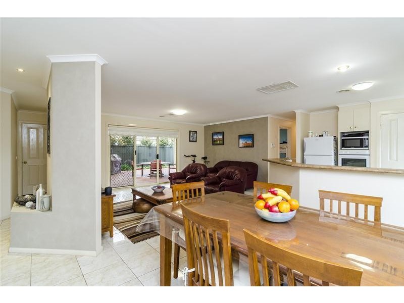 12 Kinloch Court, Wyndham Vale VIC 3024