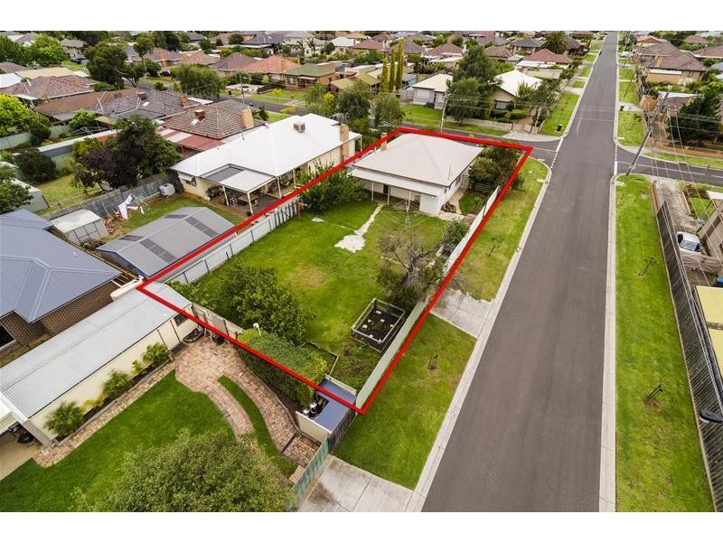 37 Wyndham Street, Werribee VIC 3030