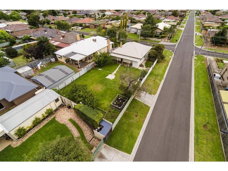 37 Wyndham Street, Werribee VIC 3030