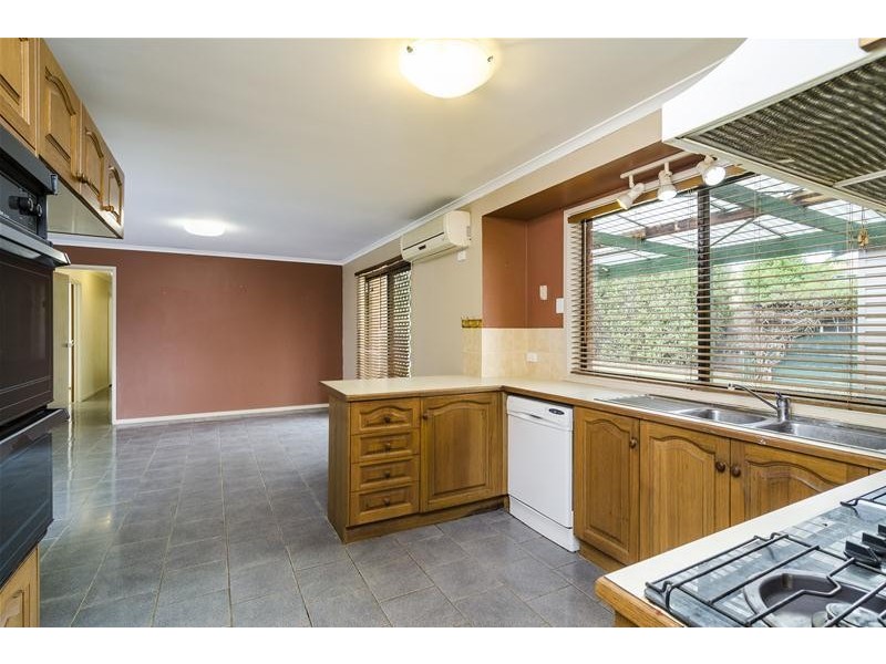 17 Carling Court, Hoppers Crossing VIC 3029