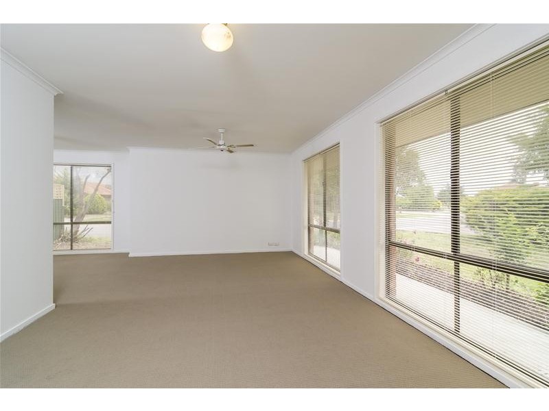 17 Carling Court, Hoppers Crossing VIC 3029