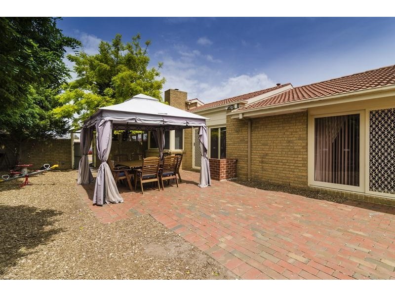 12 Barber Drive, Hoppers Crossing VIC 3029