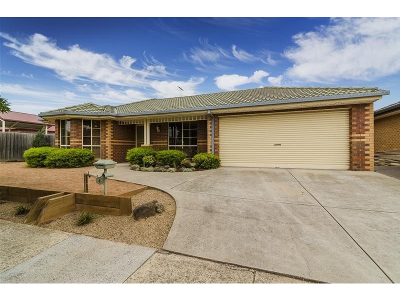 4 Carolyn Drive, Hoppers Crossing VIC 3029