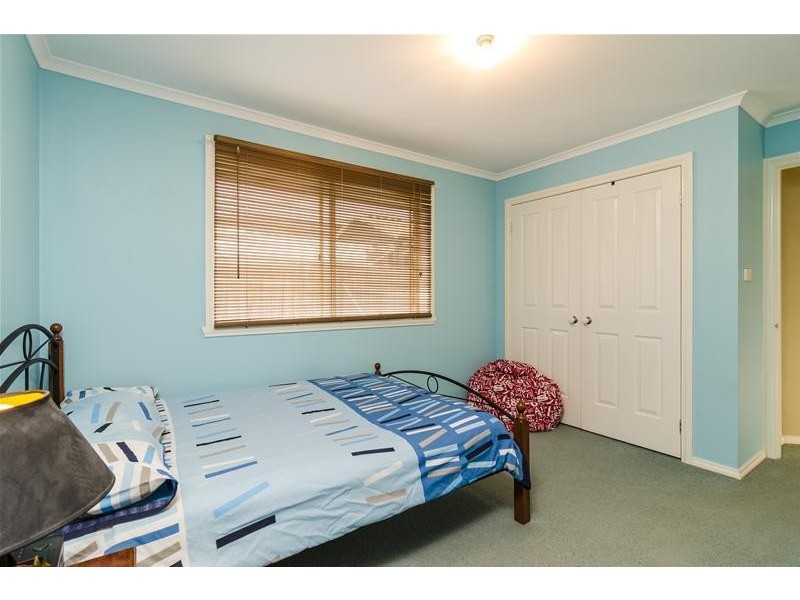 4 Carolyn Drive, Hoppers Crossing VIC 3029