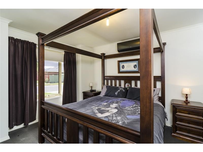 45 Jade Crescent, Wyndham Vale VIC 3024