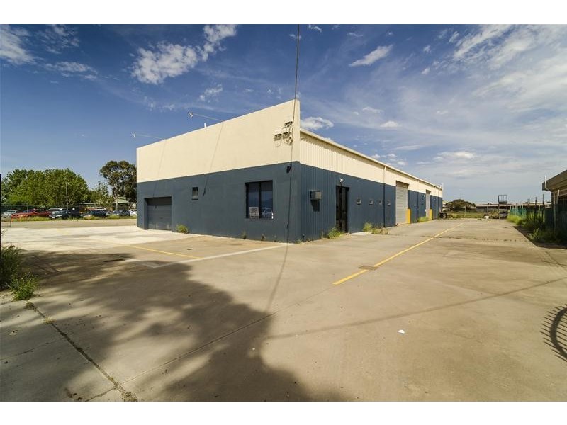 33 Russell Street, Werribee VIC 3030