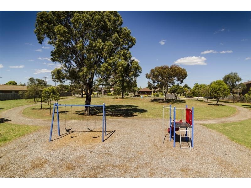 90 Parramatta Road, Werribee VIC 3030