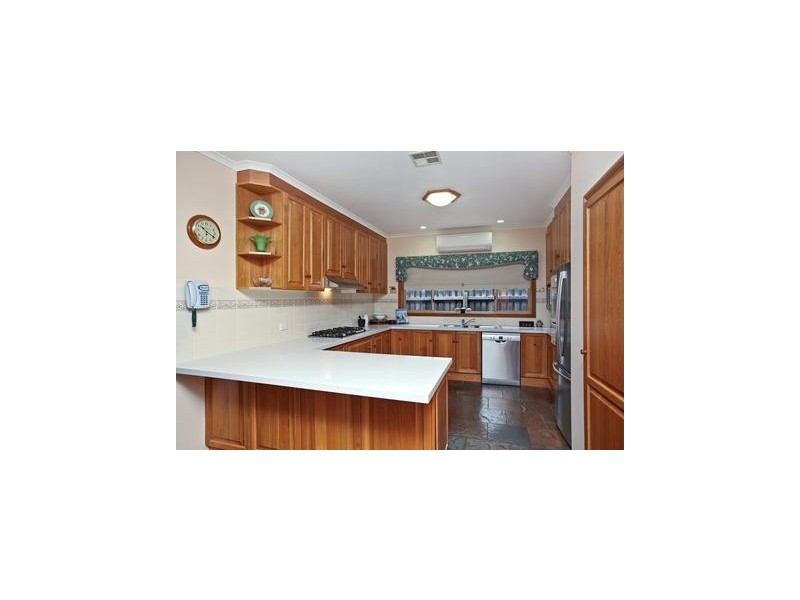 36 Redwood Drive, Hoppers Crossing VIC 3029