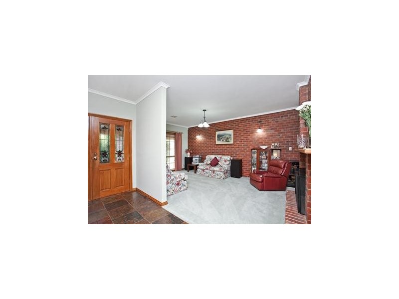 36 Redwood Drive, Hoppers Crossing VIC 3029