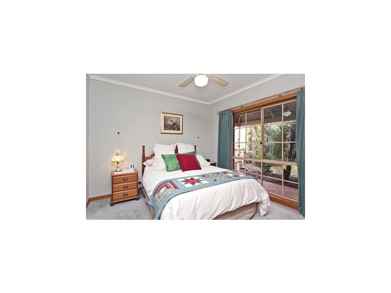 36 Redwood Drive, Hoppers Crossing VIC 3029