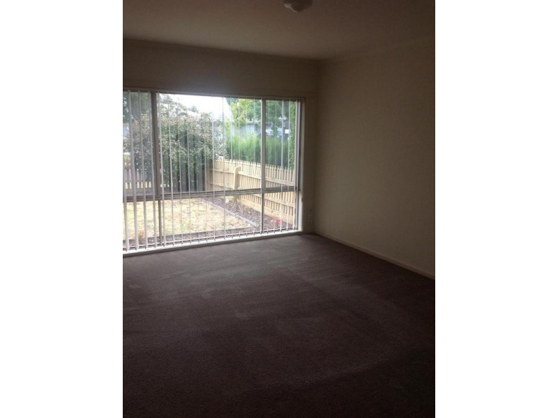 2/5 Tower Road, Werribee VIC 3030