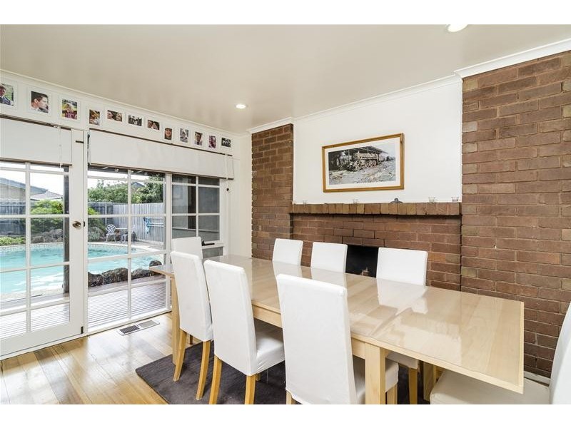 24 Melview Drive, Wyndham Vale VIC 3024