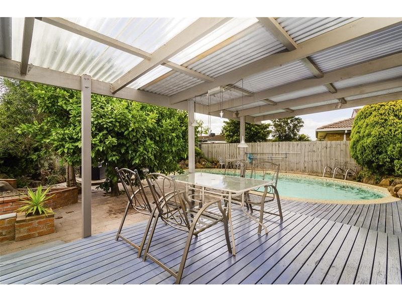 24 Melview Drive, Wyndham Vale VIC 3024
