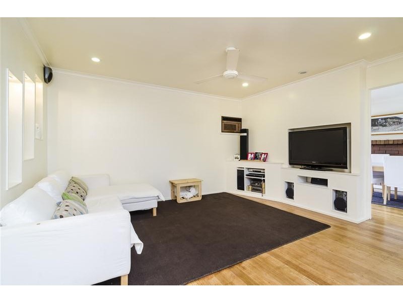 24 Melview Drive, Wyndham Vale VIC 3024