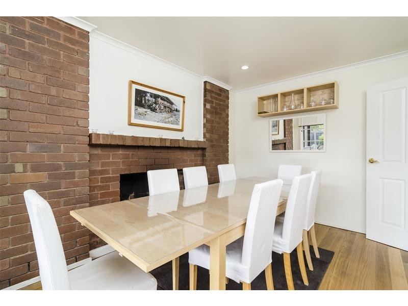 24 Melview Drive, Wyndham Vale VIC 3024
