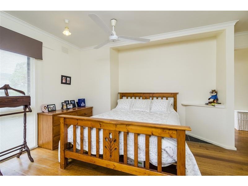 24 Melview Drive, Wyndham Vale VIC 3024