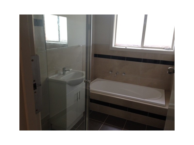 64 Woodville Park Drive, Hoppers Crossing VIC 3029