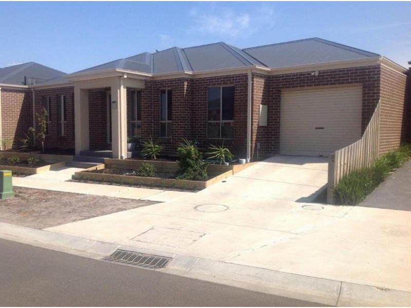 1 Bowerbird Place, Truganina VIC 3029