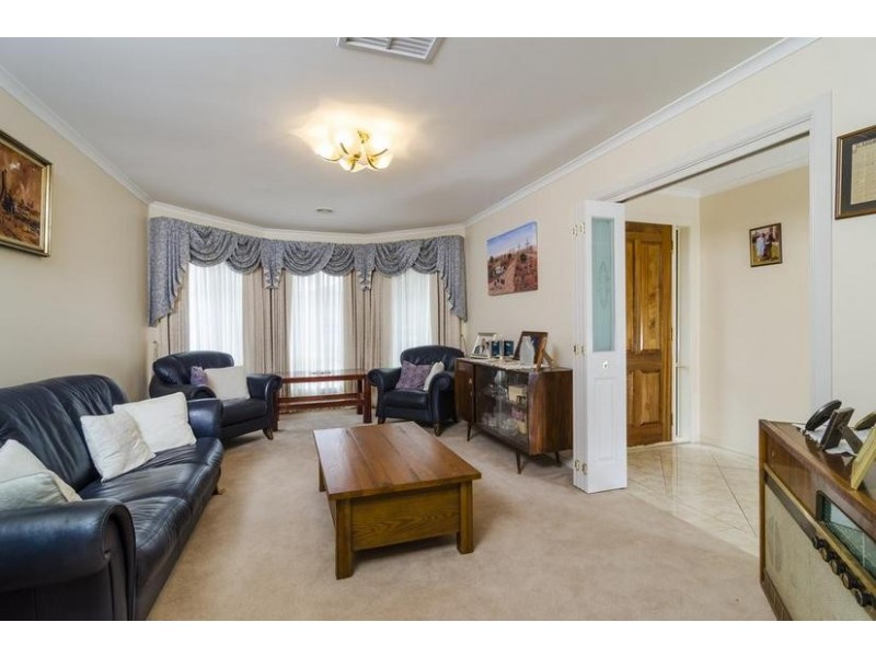 12 Kinloch Crt, Wyndham Vale VIC 3024