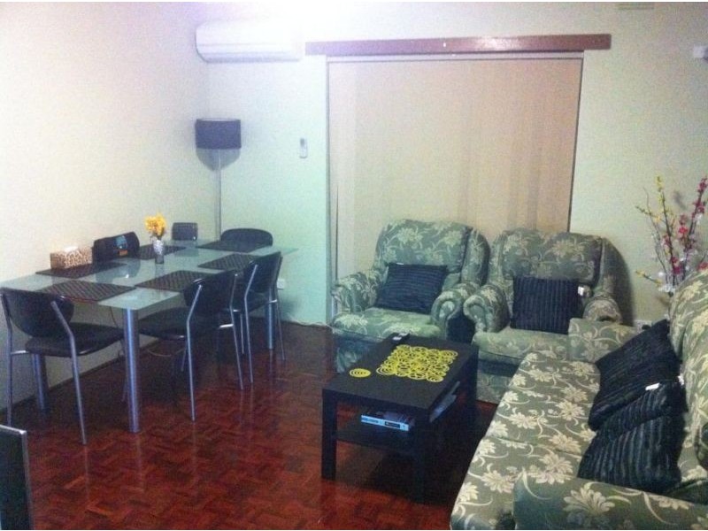 9/3 ROBIN STREET, Altona VIC 3018