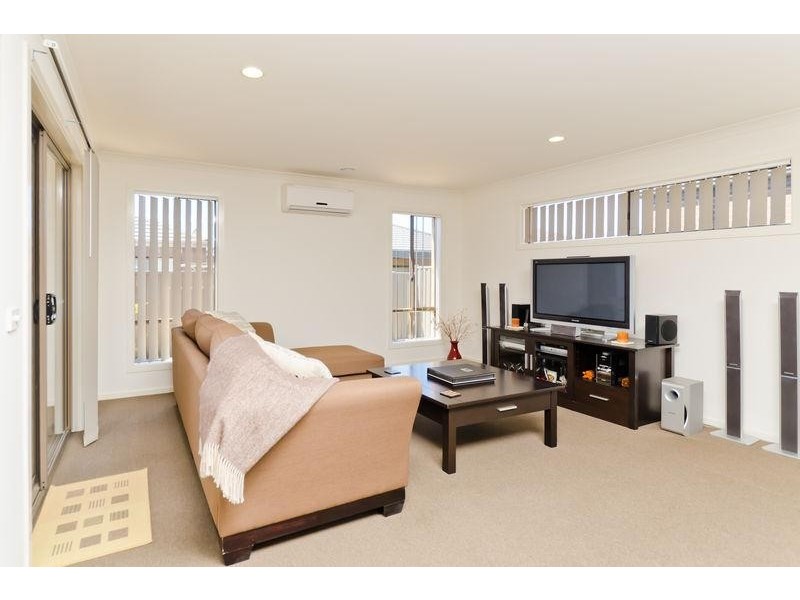 53 Kinglake Drive, Wyndham Vale VIC 3024