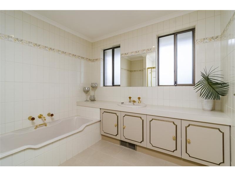 41 Collins Street, Werribee VIC 3030